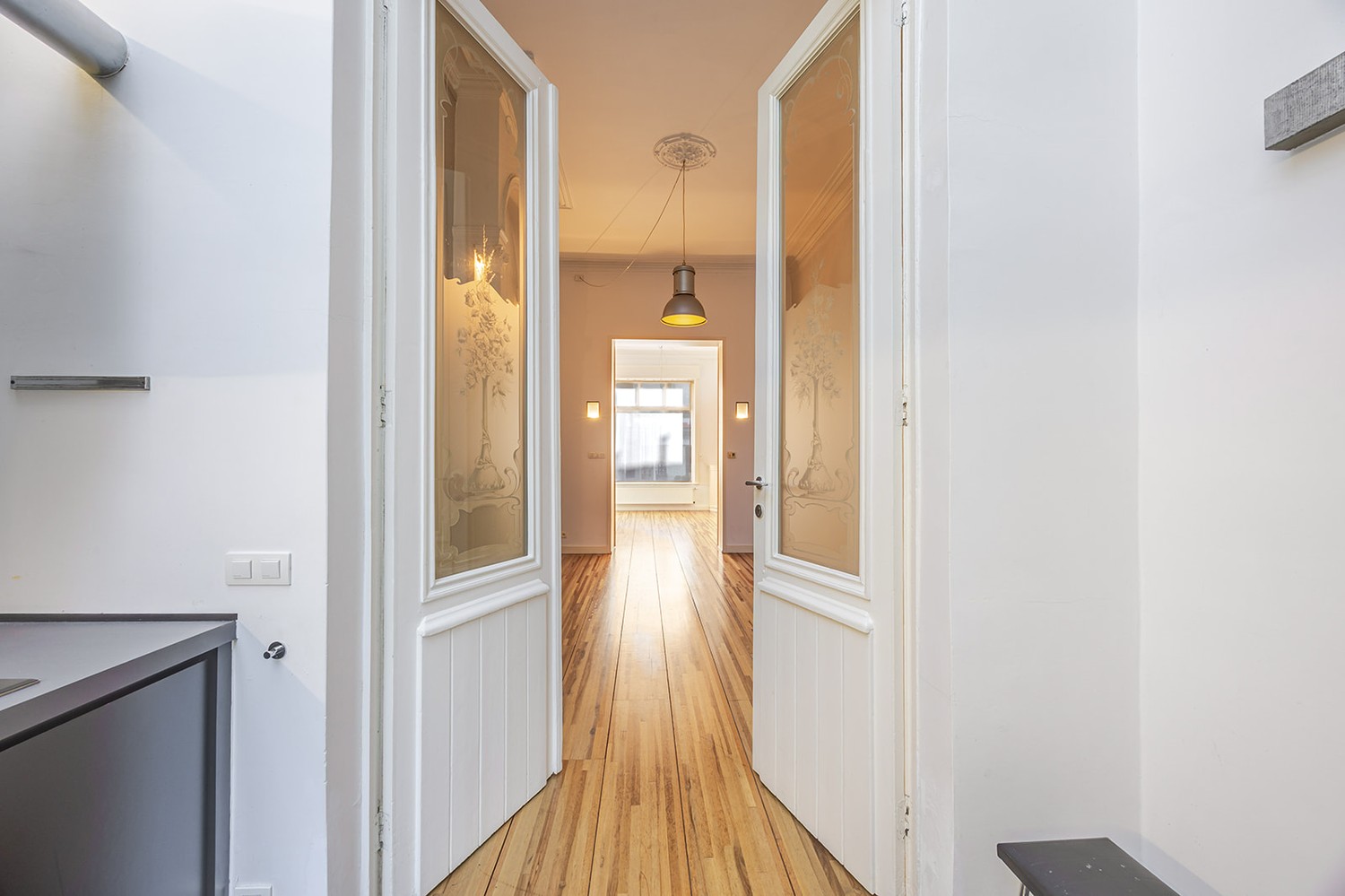 UNIEK gelijkvloersappartement met ZUIDGERICHTE stadstuin - foto 5