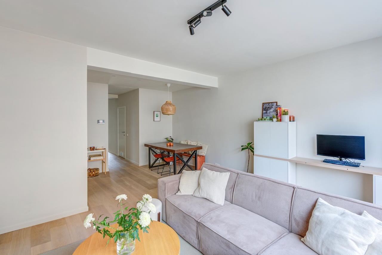 Gerenoveerd appartement te koop in bruisende buurt - photo 4