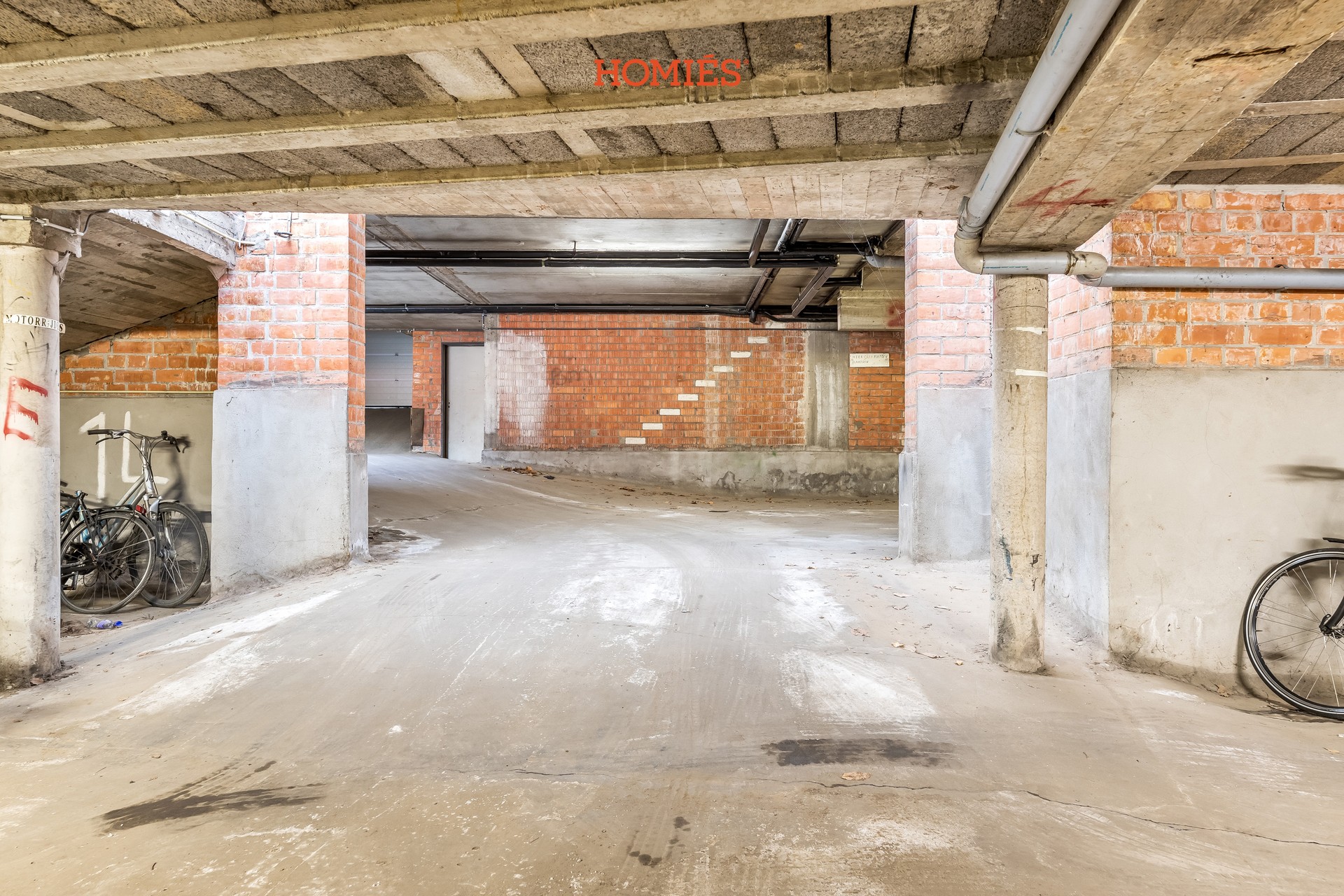 Ondergrondse autostaanplaats op toplocatie - foto 4