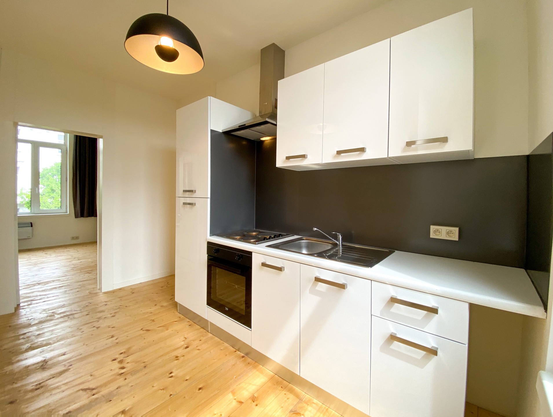 studio aan hippe Lambermontplaats - foto 1