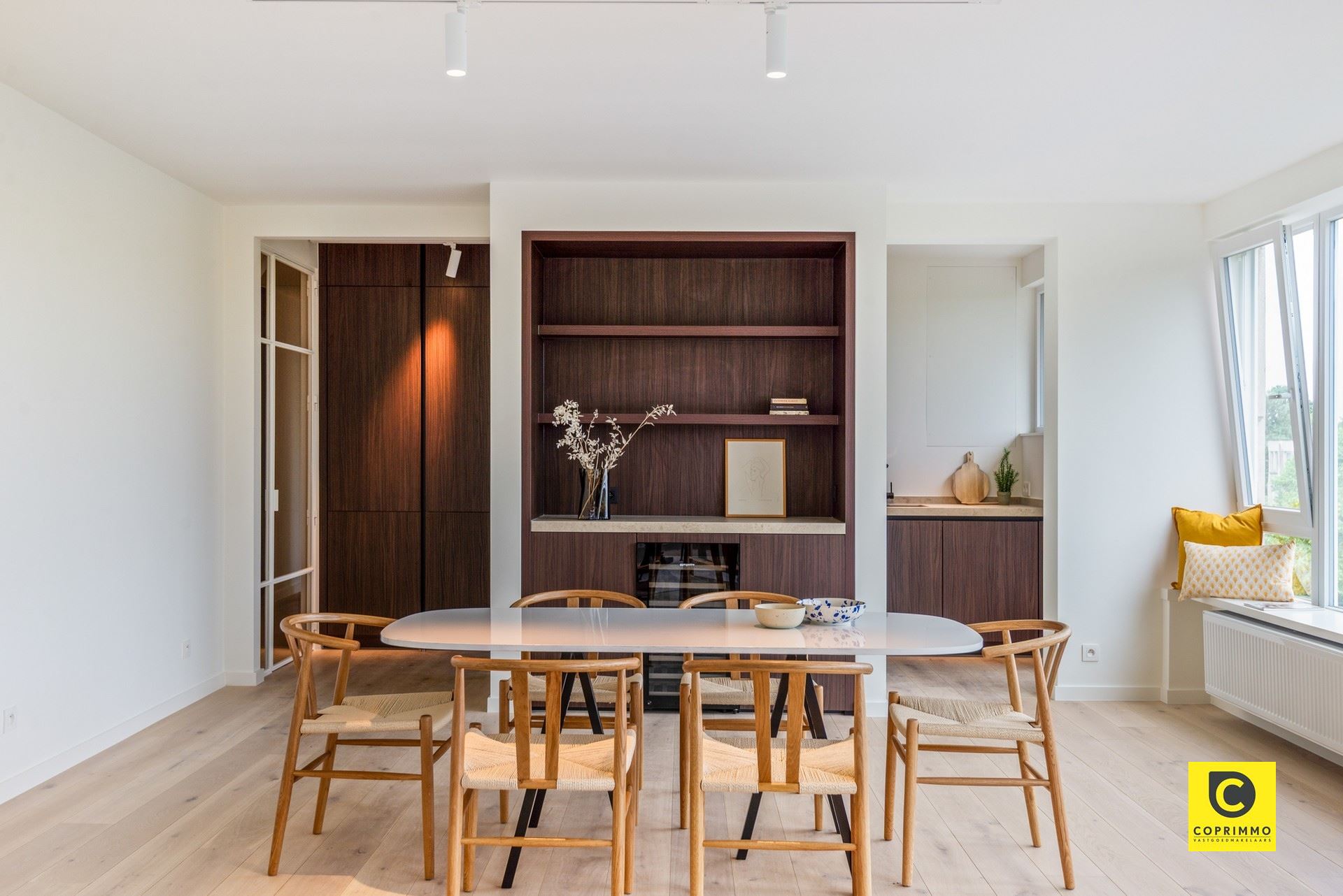 Prachtig gerenoveerd 3 slaapkamer appartement op toplocatie! - foto 5