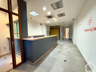 De geafficheerde prijs is een vanaf prijs. Elk bod vanaf deze prijs wordt voorgelegd aan de eigenaar die de keuze heeft om dit bod al dan niet...