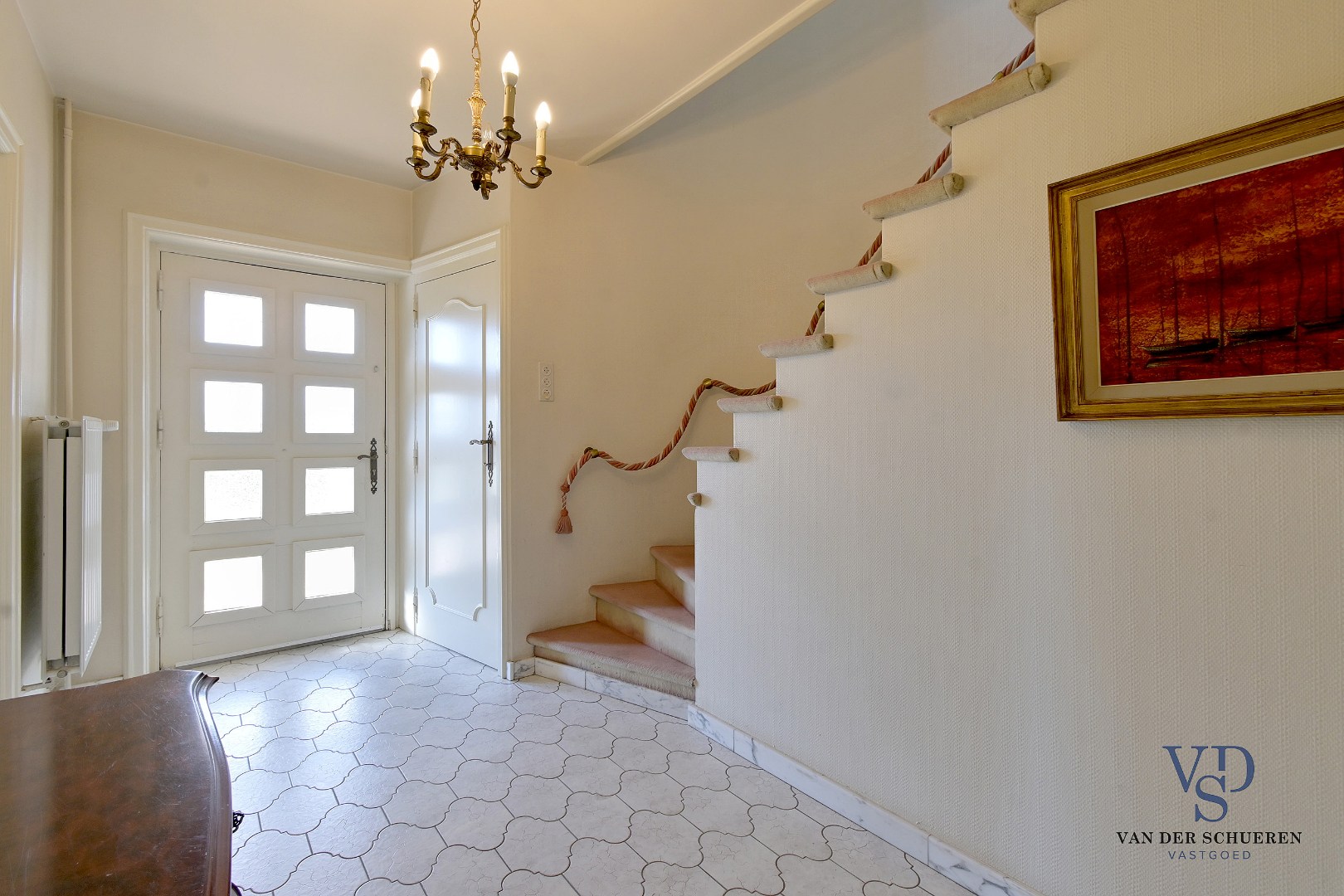 Degelijke villa. - foto 5