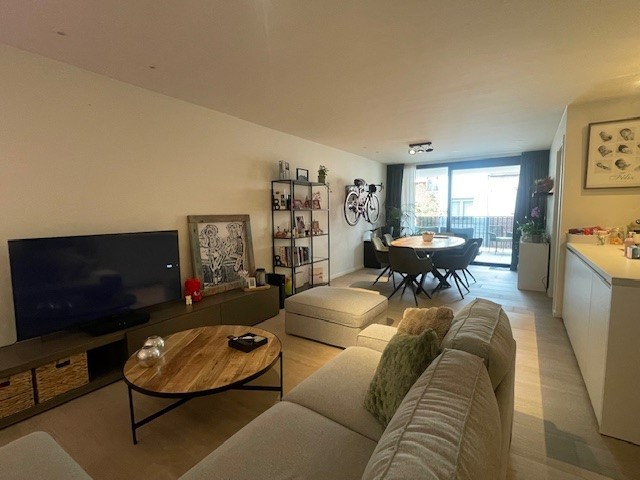 Hoogwaardig afgewerkt nieuwbouwappartement met groot terras - foto 2