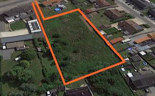 Bent u op zoek naar een plaats voor uw droomwoning op een locatie met grote tuin? Mis deze kans niet!Op dit ZUIDWEST GERICHT perceel bouwgrond kunt...