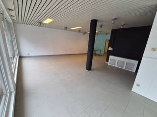 Commercial à vendre à Oostkamp