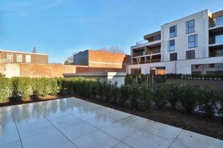 Dit gelijkvloers nieuwbouwappartement, recent opgeleverd binnen het BEN-project “Het Perron”, combineert comfortabel wonen met een uitstekende...