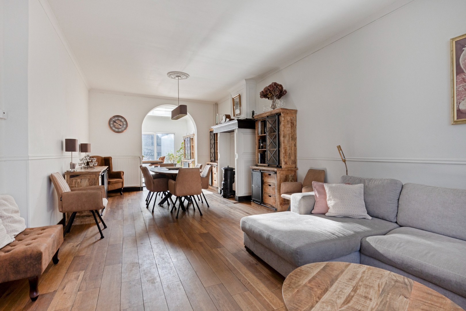Karaktervolle herenwoning uit 1871 met 4 slaapkamers en prachtige stadstuin - Merksem - foto 4