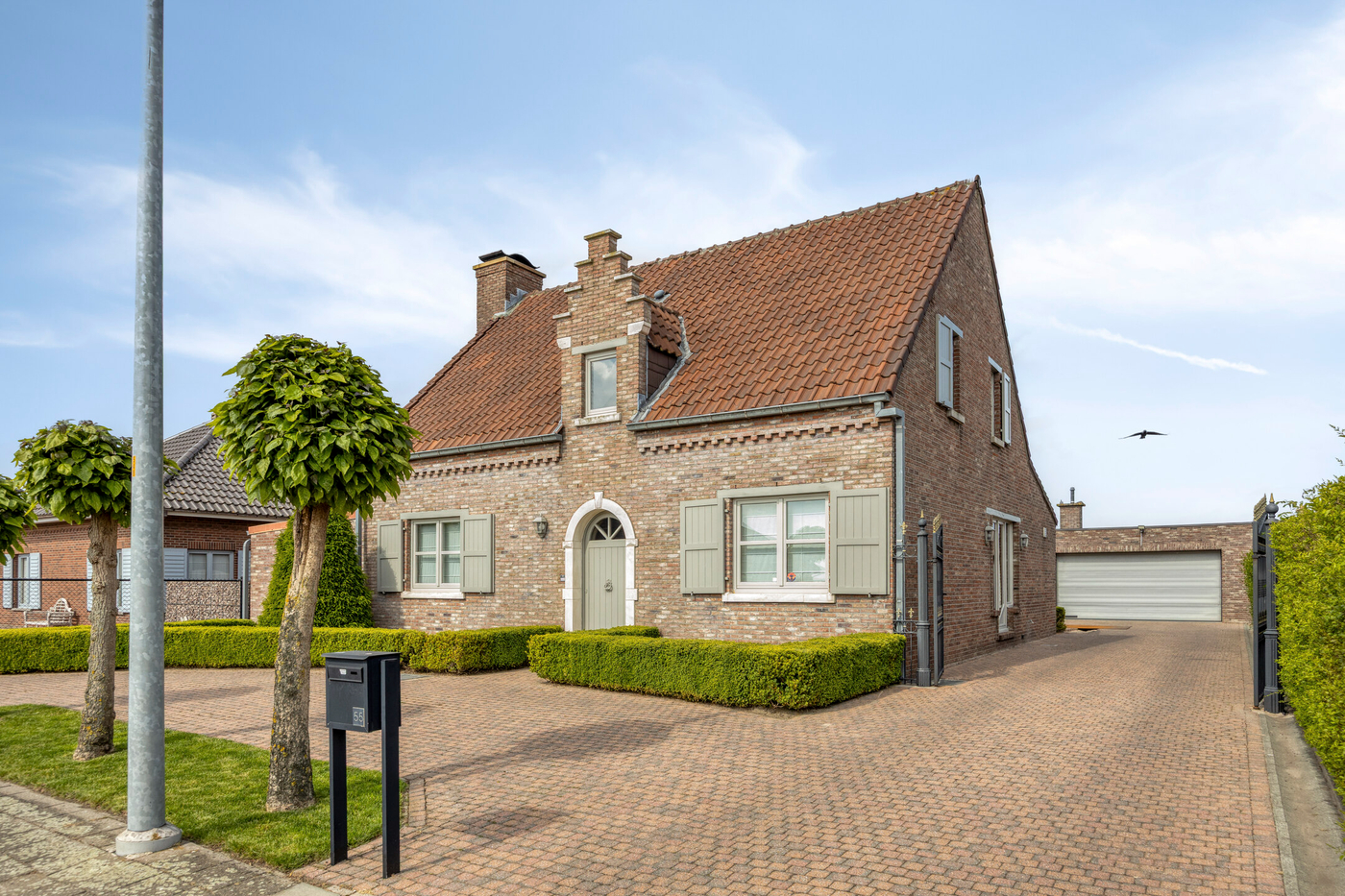 Landelijk gelegen open bebouwing met garage en prachtig uitzicht - foto 1