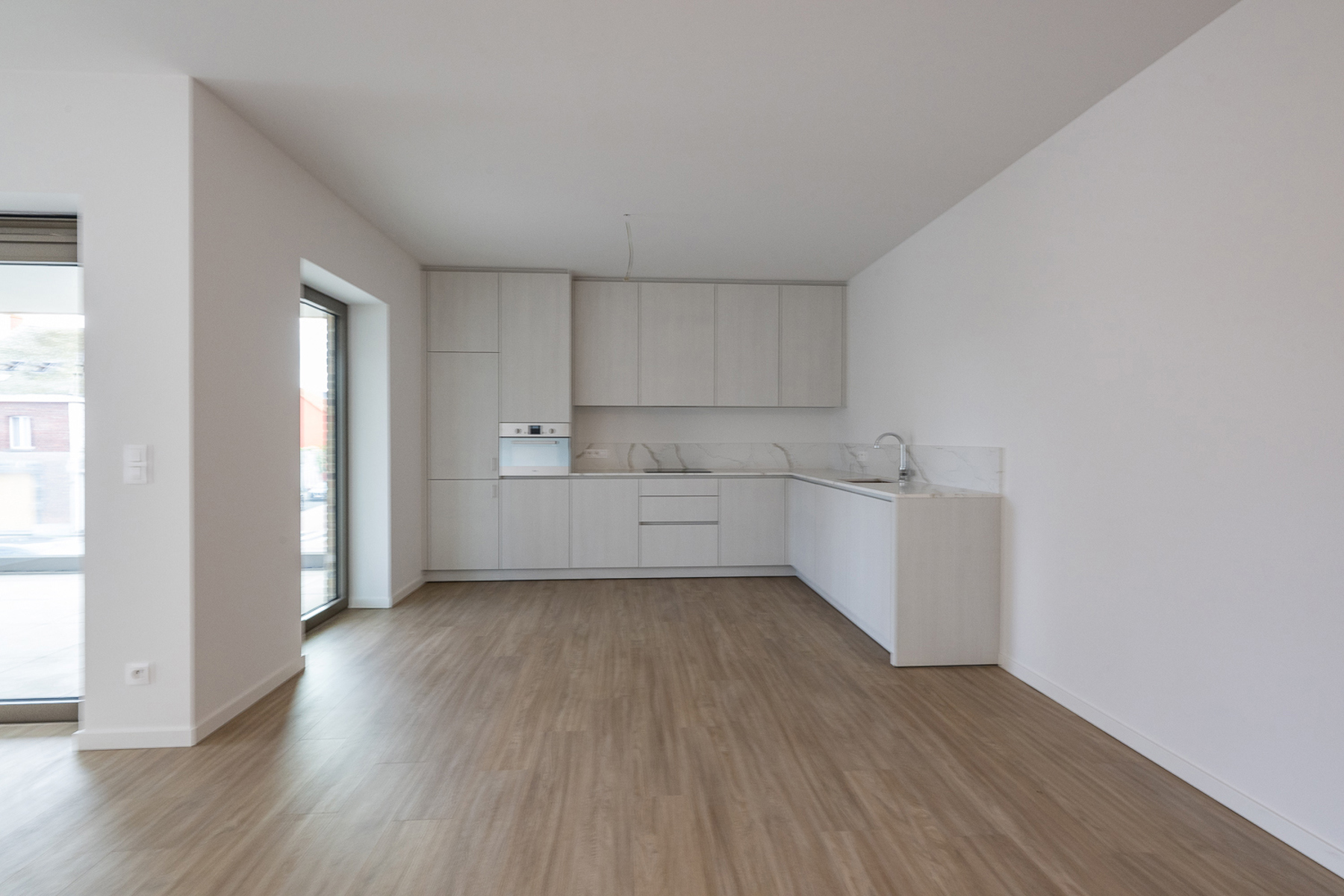LICHTRIJKE ASSISTENTIEWONING MET TERRAS - foto 5