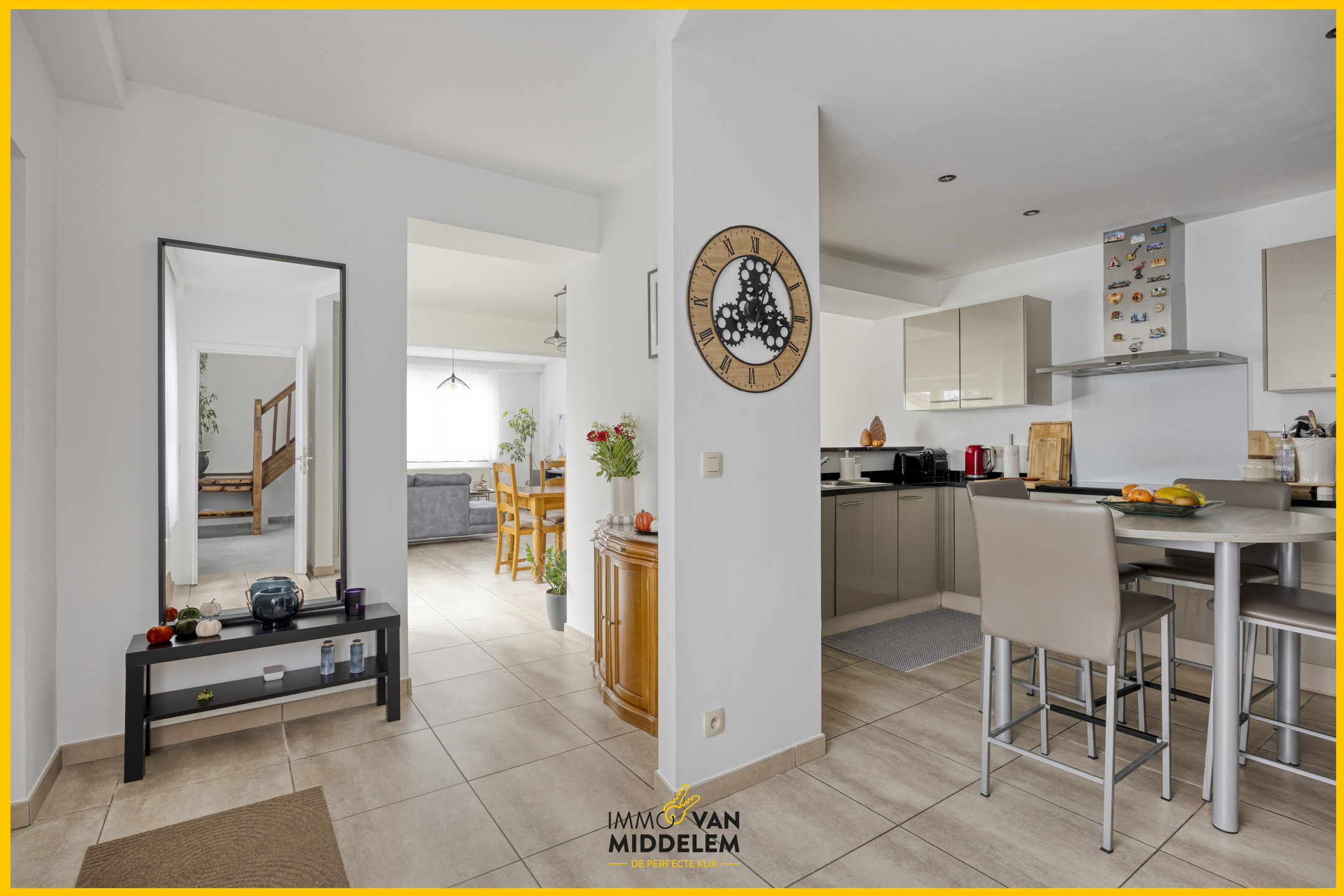 INSTAPKLARE WONING MET 3 KAMERS, TERRAS, TUIN EN GARAGE - foto 1