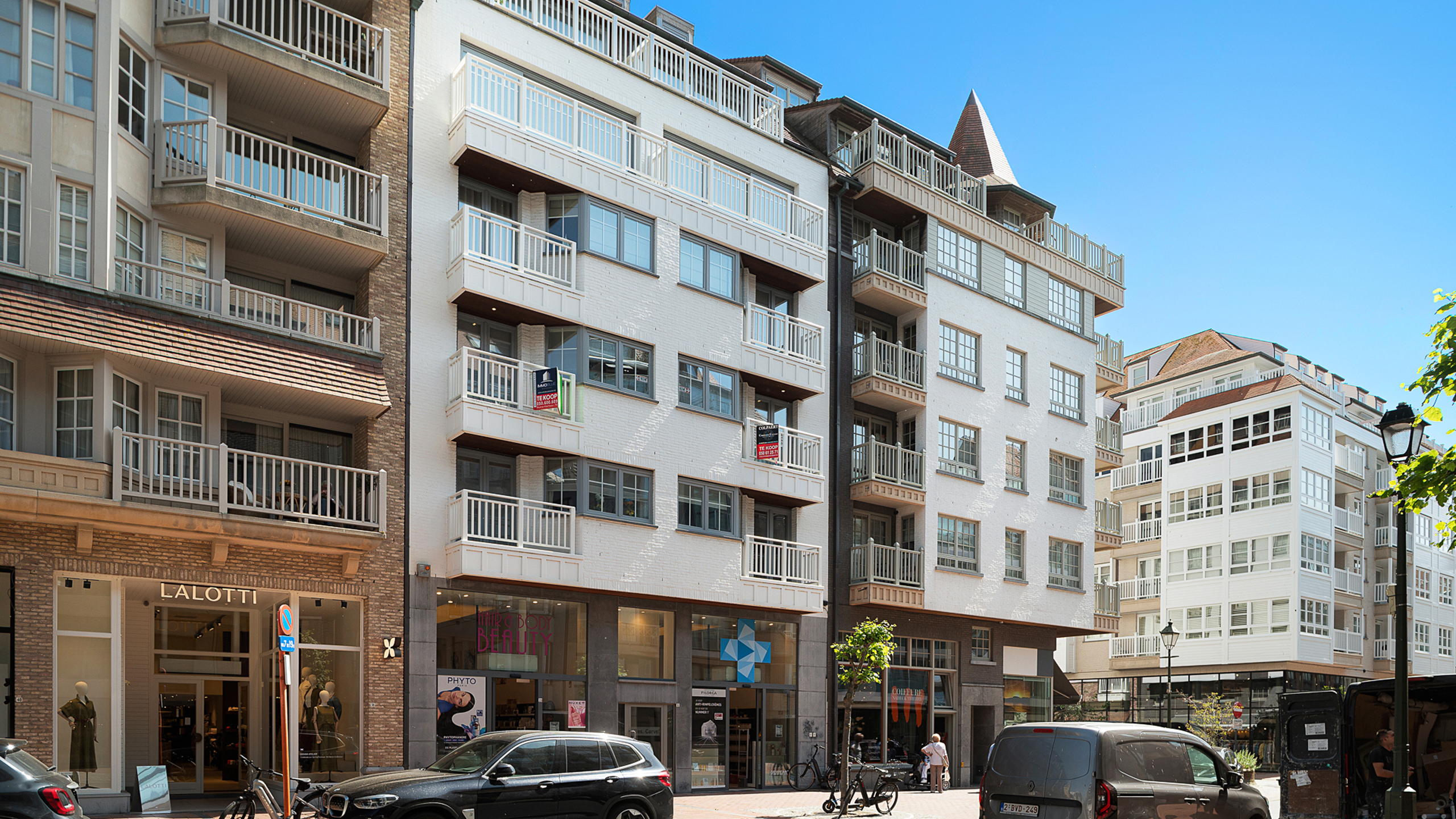 Ruim appartement van 163m² met 11m façade in Dumortierlaan. - foto 1