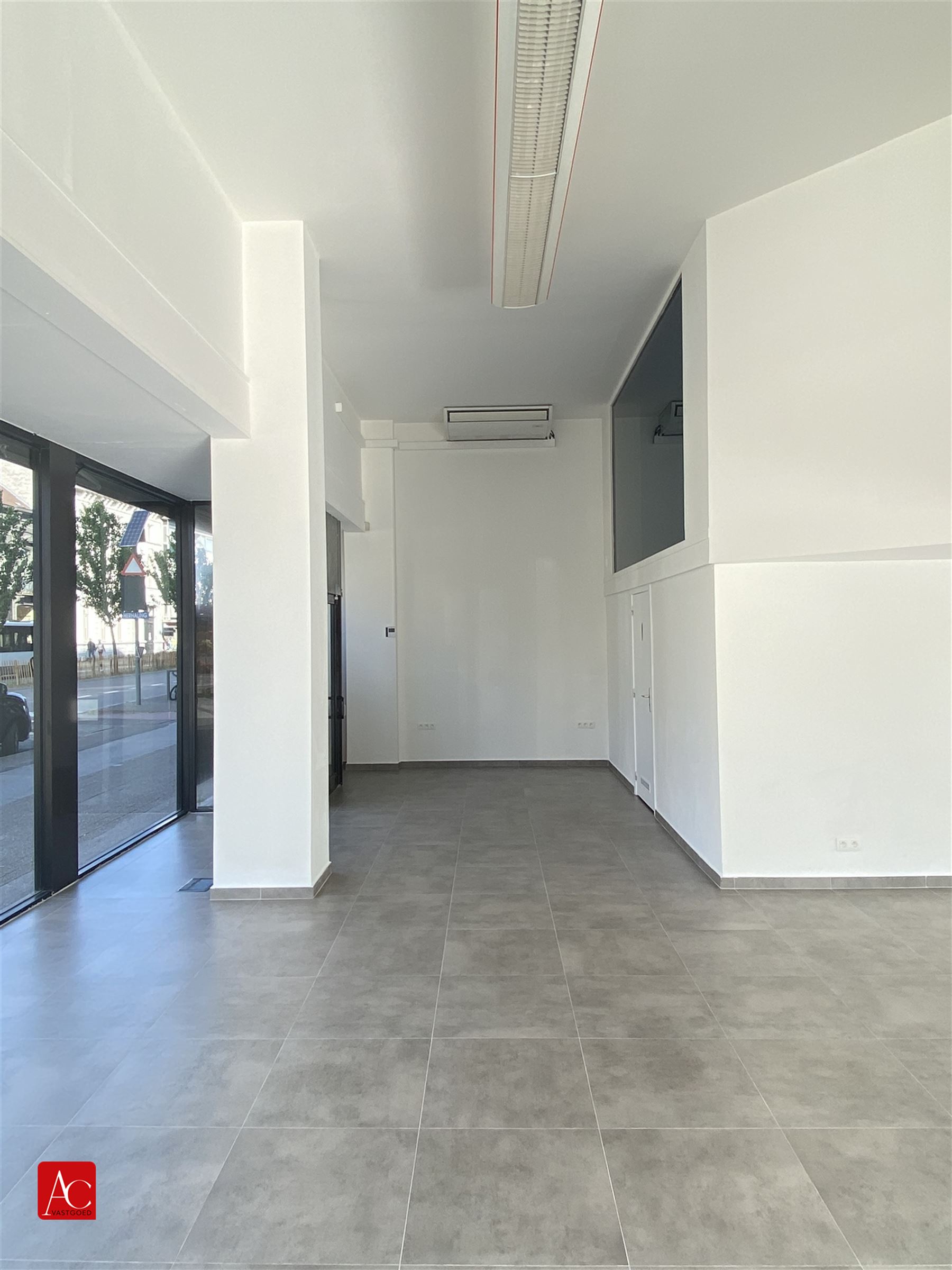 Commercieel handelspand in hartje Sint-Niklaas - foto 4