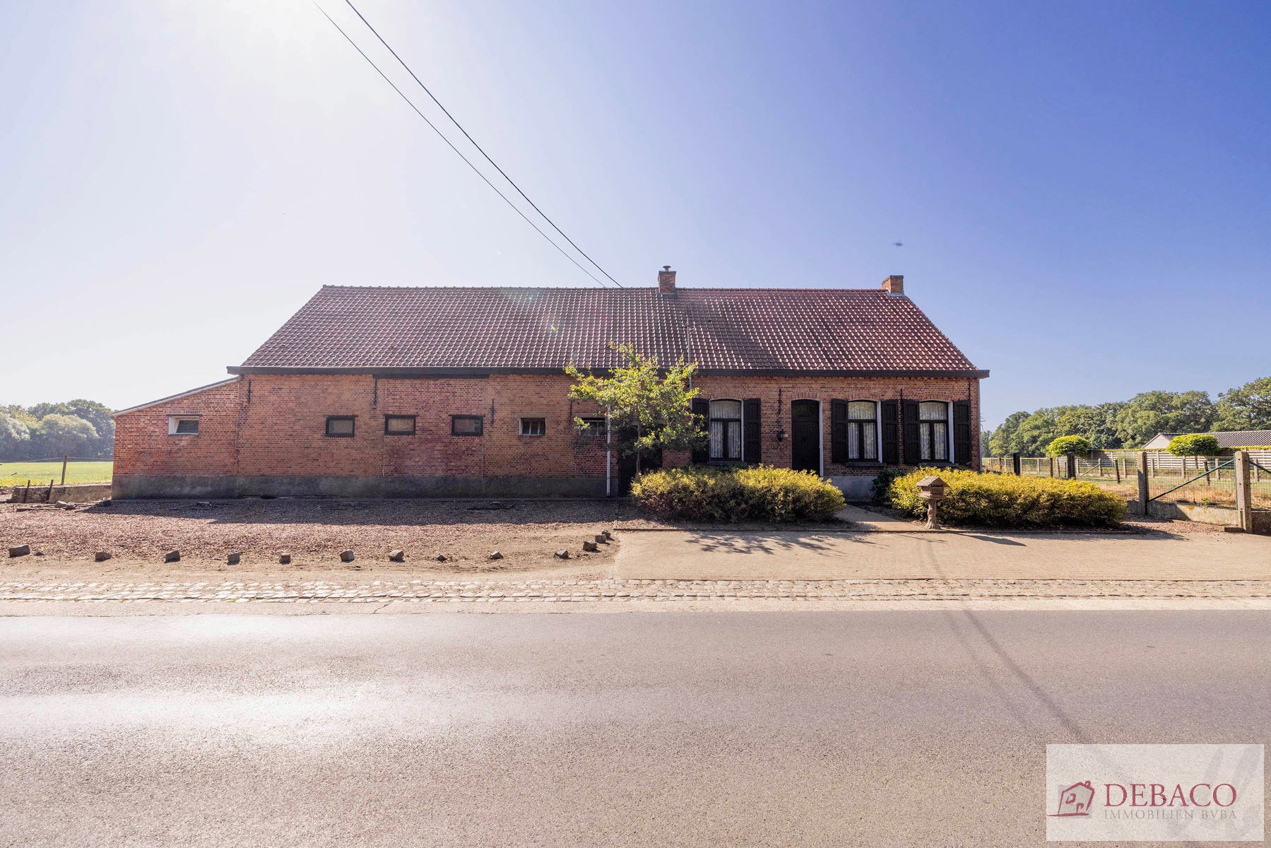 Te renoveren hoeve op een toplocatie in Herenthout! - foto 1