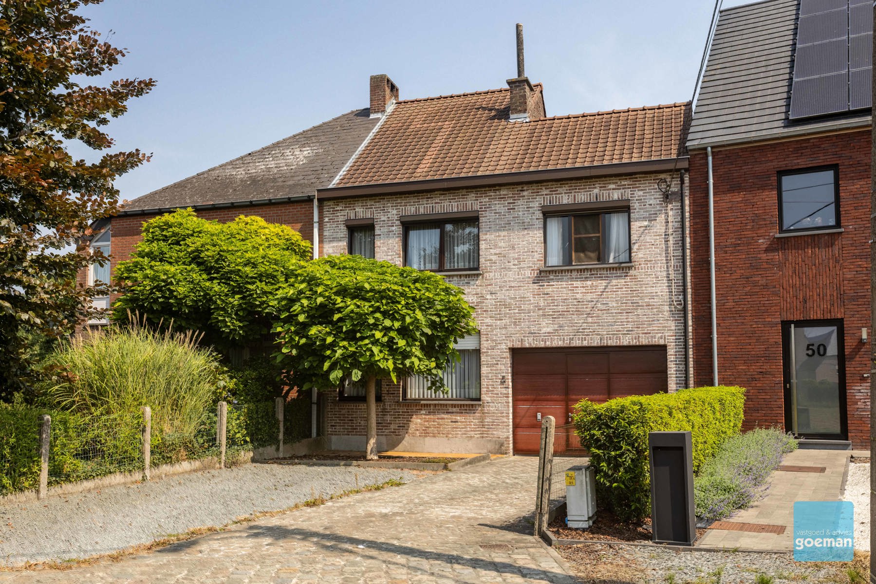 Op te frissen woning met prachtige tuin te koop in Wichelen. - foto 2