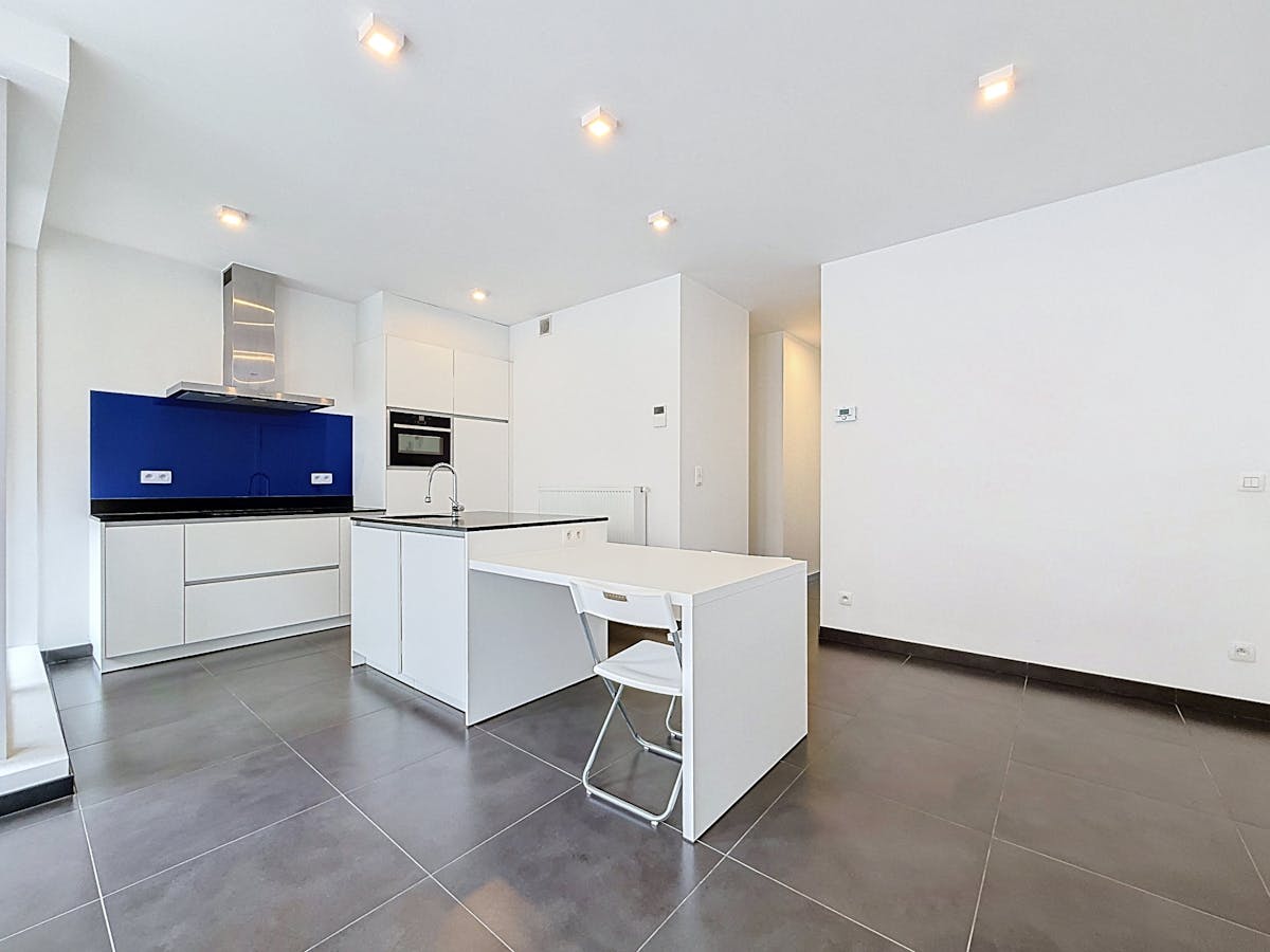 Appartement met 1 slaapkamer en bureau te huur in Antwerpen! - foto 4