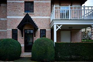 Exclusief wonen in hartje Schilde.In de dorpskern van Schilde, pal naast het gemeentehuis en het groene Park van Schilde, realiseerde Costermans...