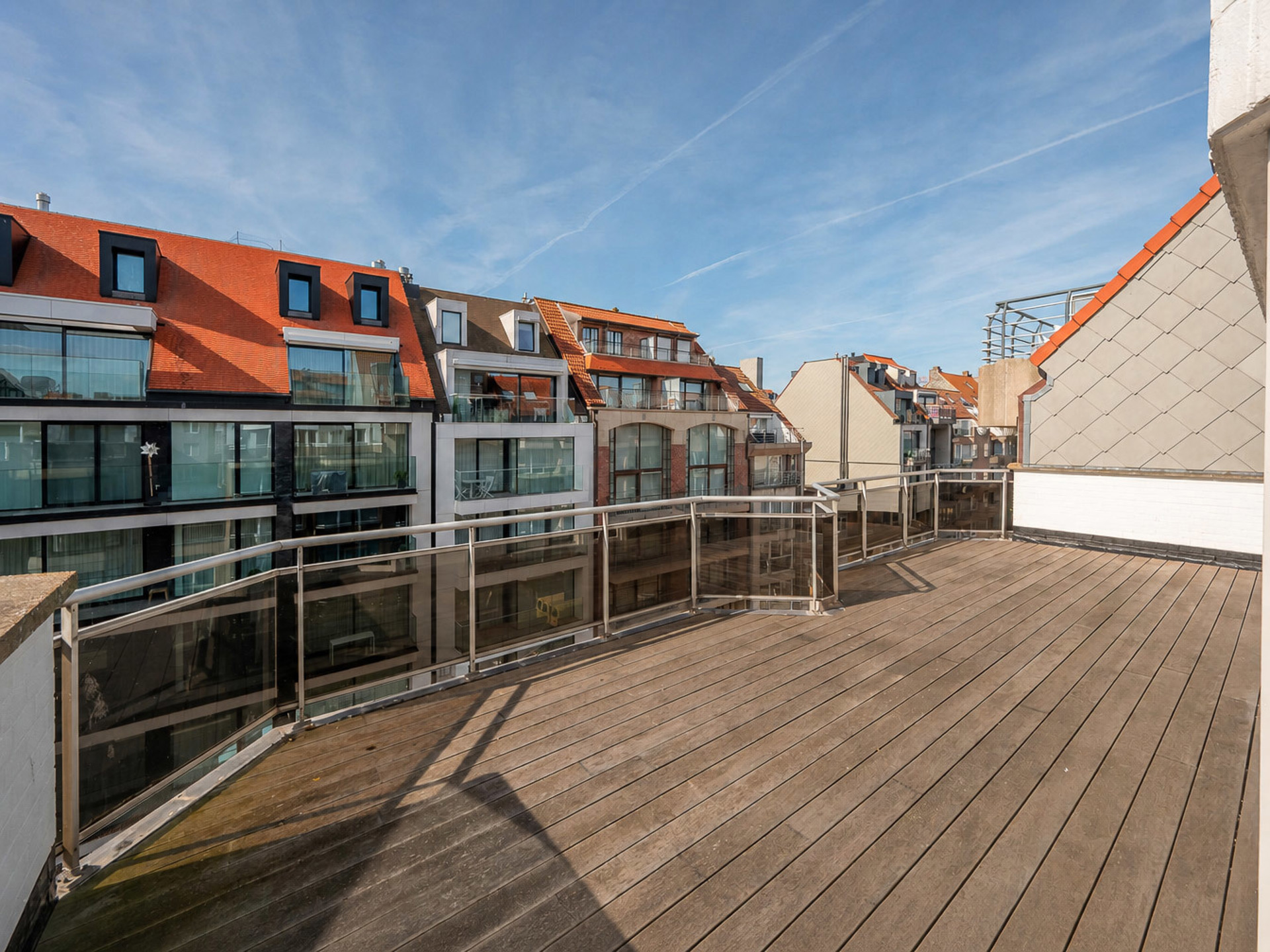Subliem gerenoveerde penthouse met 3SLK en fenomenale terrassen vlakbij de zee en het centrum - foto 4