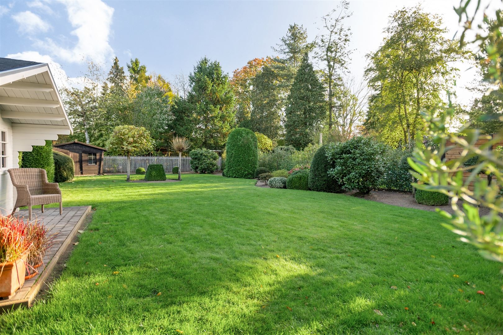 Prima onderhouden woning met 4 slaapkamers en prachtige tuin. - foto 4