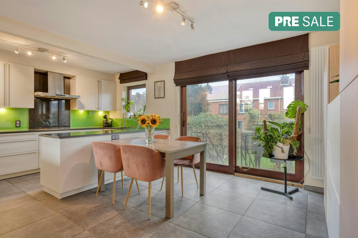 Unique split-level house for sale in Merksem - photo 3