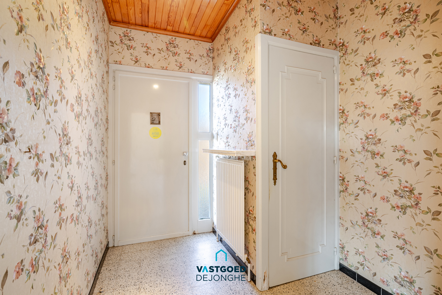 Te renoveren halfopen bebouwing in het centrum van De Pinte - foto 2