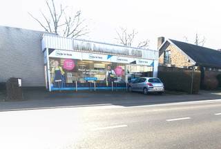 Commercial for rent in Staden