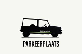 Autostaanplaats (nummer 1 op -2) te huur, gelegen in het centrum te Ieper, met uitweg op de Wenninckstraat. * Afgesloten parkeerplaats in residentie...