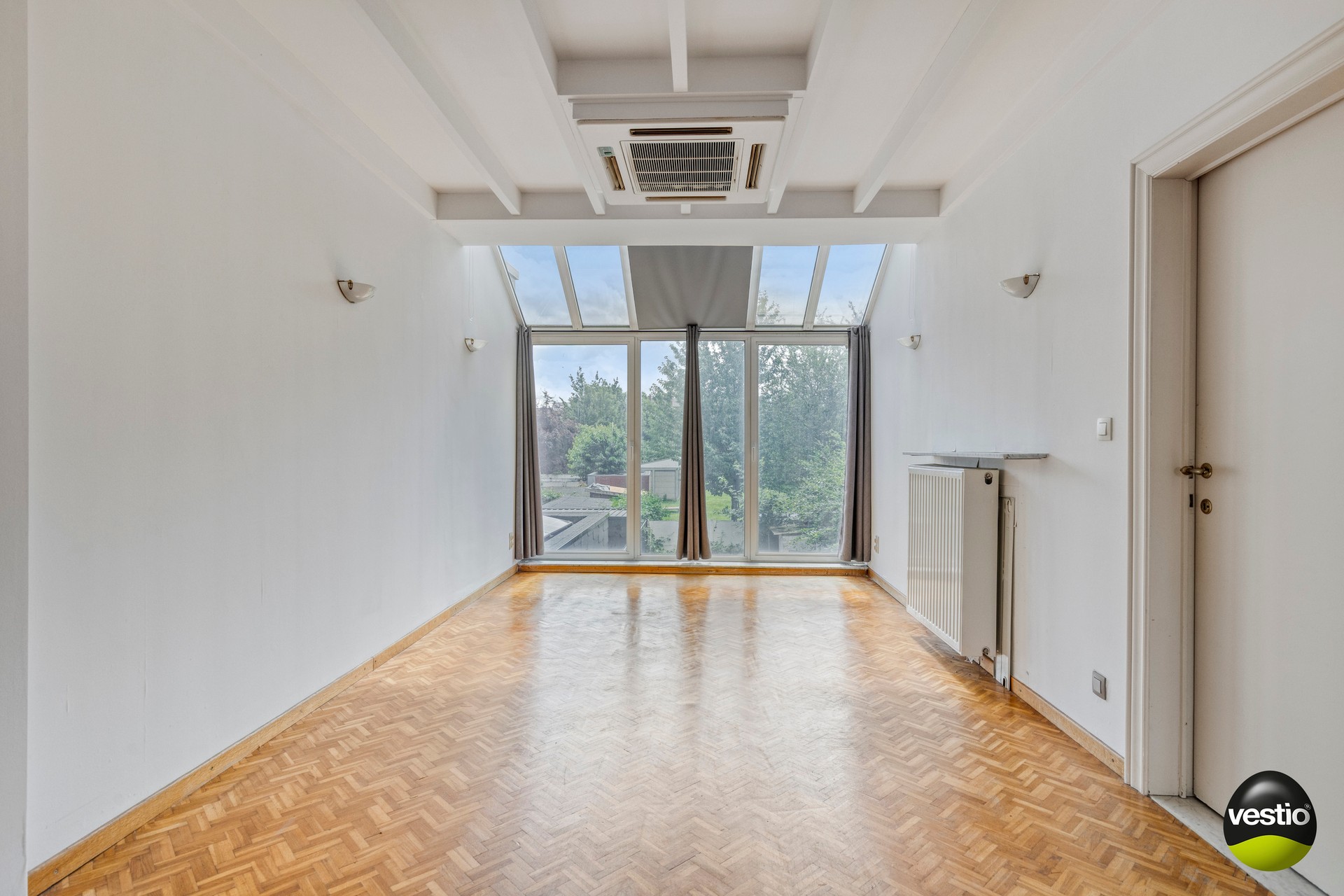Karaktervolle herenwoning met stadstuin op toplocatie in hartje Hasselt - foto 4