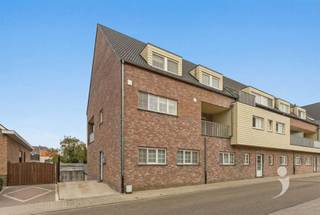 Prachtig appartement op een toplocatie gelegen te Scherpenheuvel. Dit appartement is gelegen op het gelijkvloers en beschikt over een twee ruime...