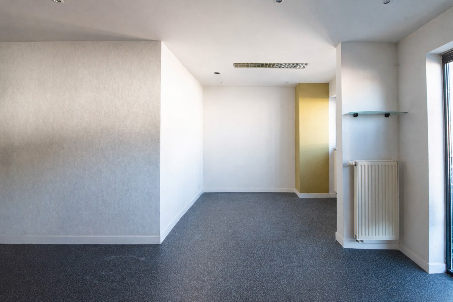 Duffelsesteenweg 84 - Commercieel Gelijkvloers met Sterke Visibiliteit te Kontich - foto 4