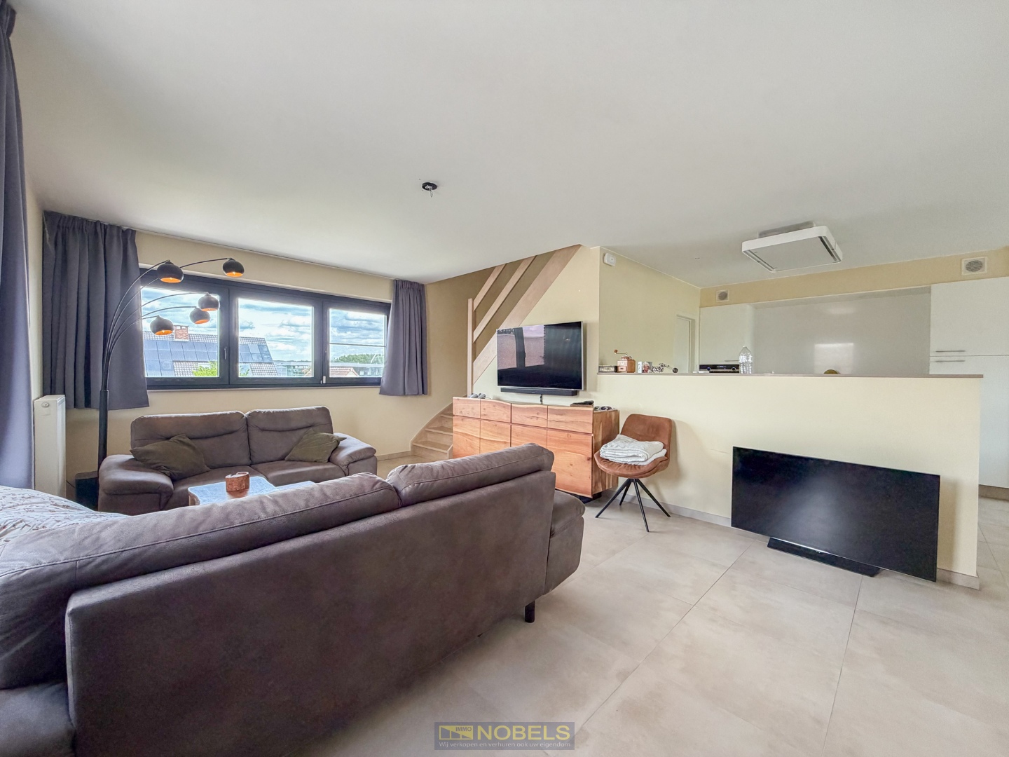 Te huur lichtrijk, instapklaar duplexappartement met 2 terrassen te Zingem - foto 5