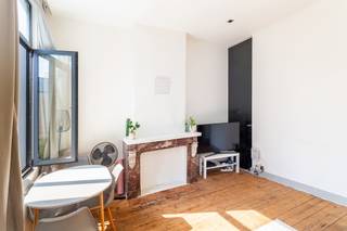Twee charmante één-slaapkamerappartementen te koop in prachtige herenwoning – Centrum Antwerpen – €185.000/stukIn het hart van Antwerpen, in een...