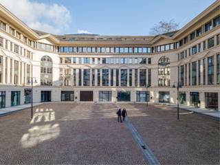 Te huur: moderne kantoren van 821m² op de 3e verdieping in een prachtig gebouw. Inclusief parkeerplaatsen.Gelegen aan Place Communale 8, 1160...