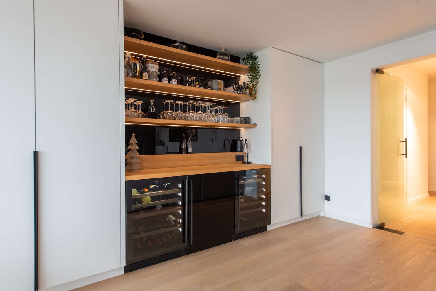 Luxueus en volledig bemeubeld appartement  (161m²) met terras nabij centrum Hasselt (Rapertingen). - foto 5
