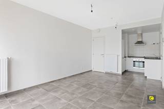 Instapklaar 1-slaapkamerappartement met terras op topligging aan het EilandjeOp een absolute toplocatie aan het Kempisch Dok, in de recente...