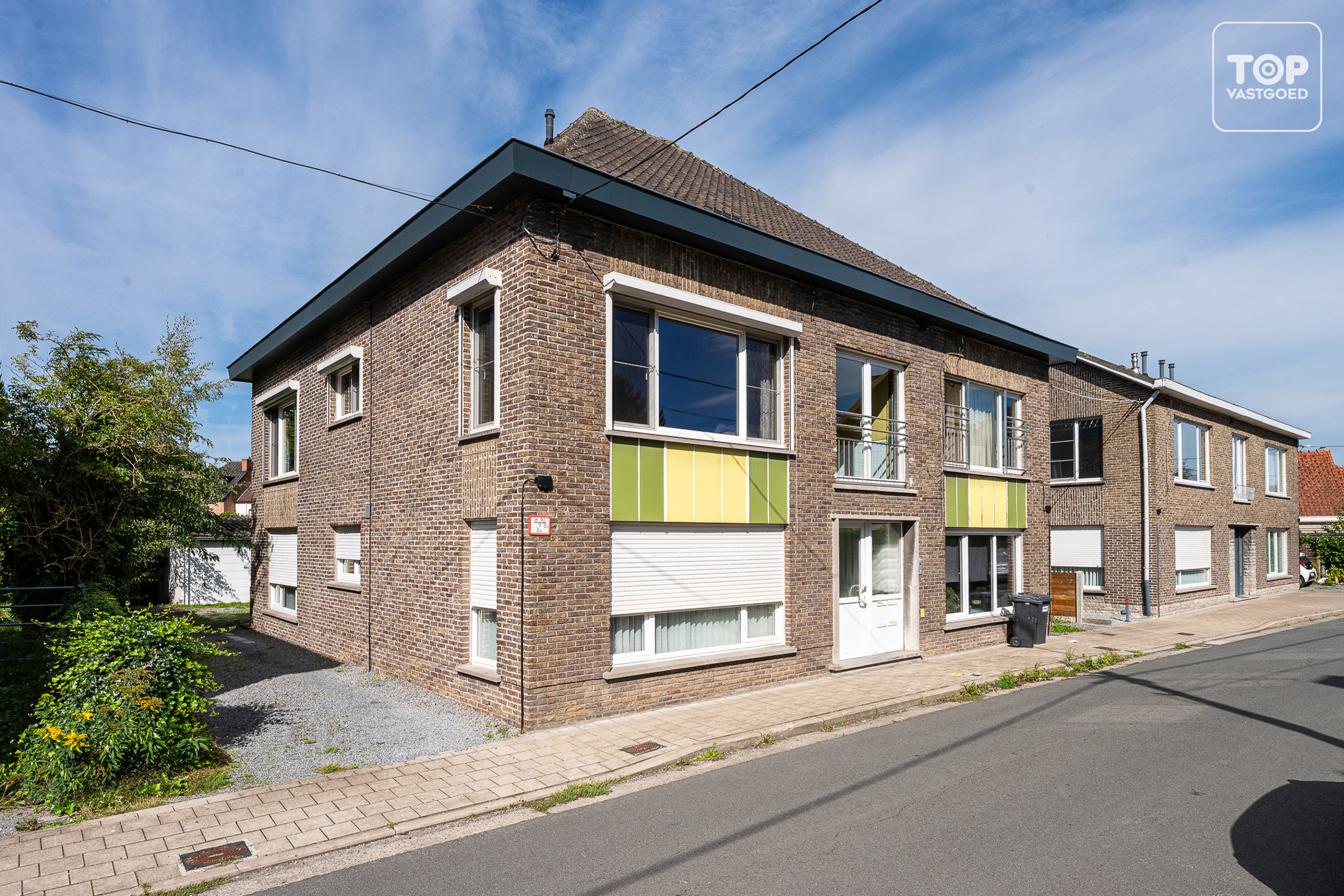 Appartement met twee slaapkamers, zonnige tuin en garage - foto 2