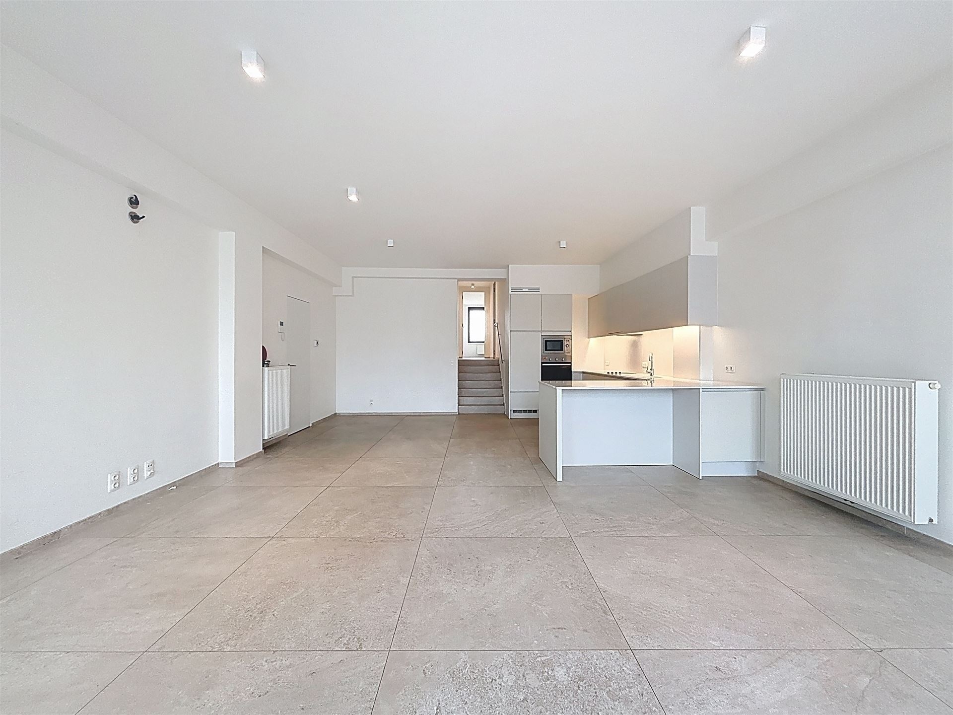 Ruim en modern appartement in centrum - foto 4