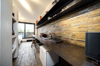 TEL: 0456126985 EMAIL: clara.jacquy@weinvest.beWe Invest heeft het genoegen om exclusief 4 prachtige penthouse studio’s aan te bieden, volledig...