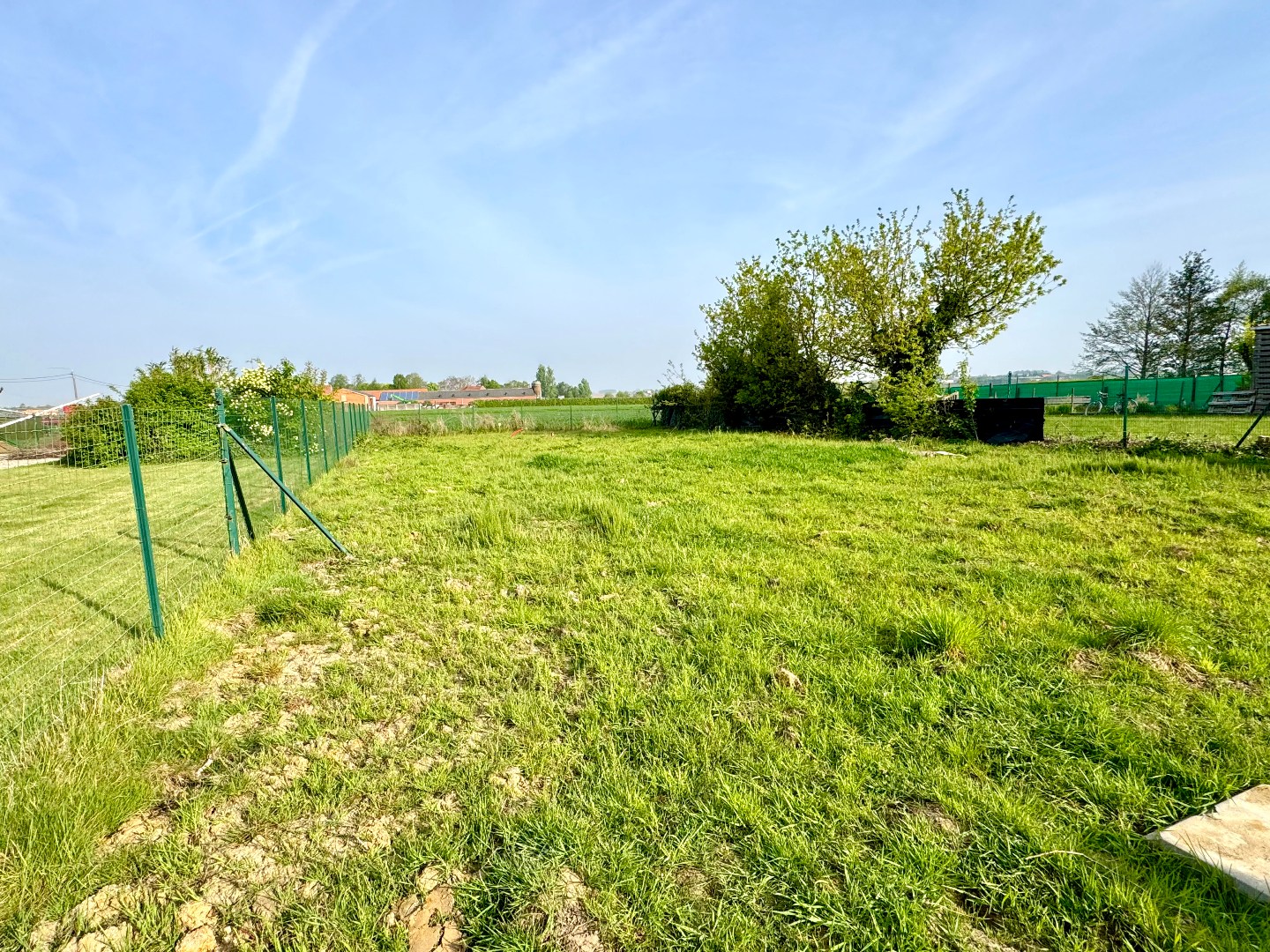 NIEUWBOUW WONING MET 3 SLAAPKAMERS, GARAGE EN TUIN (515m²) - foto 2