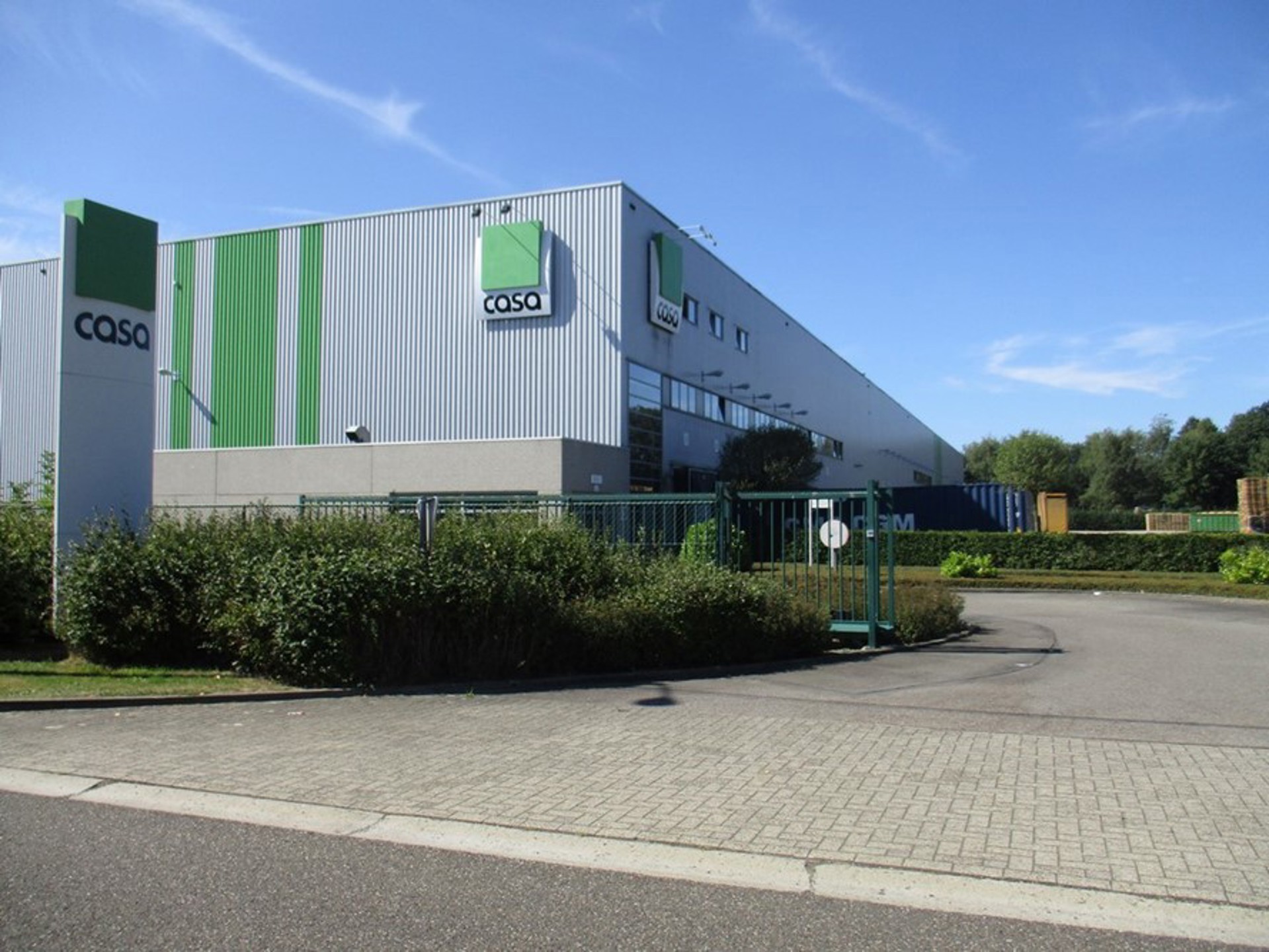 Opslagruimten vanaf 4.000 m² te huur in modern logistiek gebouw van 23.515m² met 30 los- laadkades. - foto 1