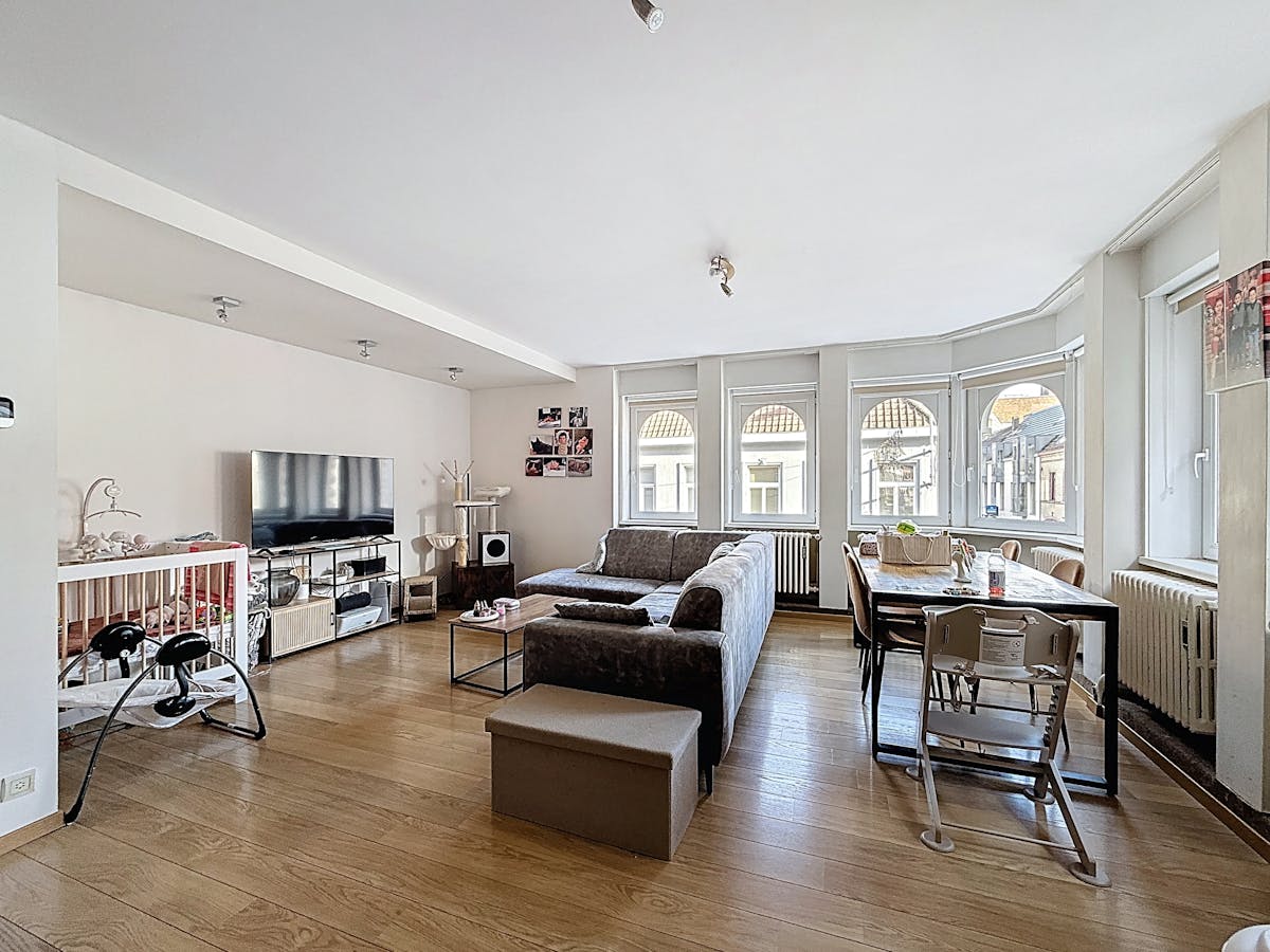 Appartement met 2 slaapkamers en terras te huur in Veurne - foto 2