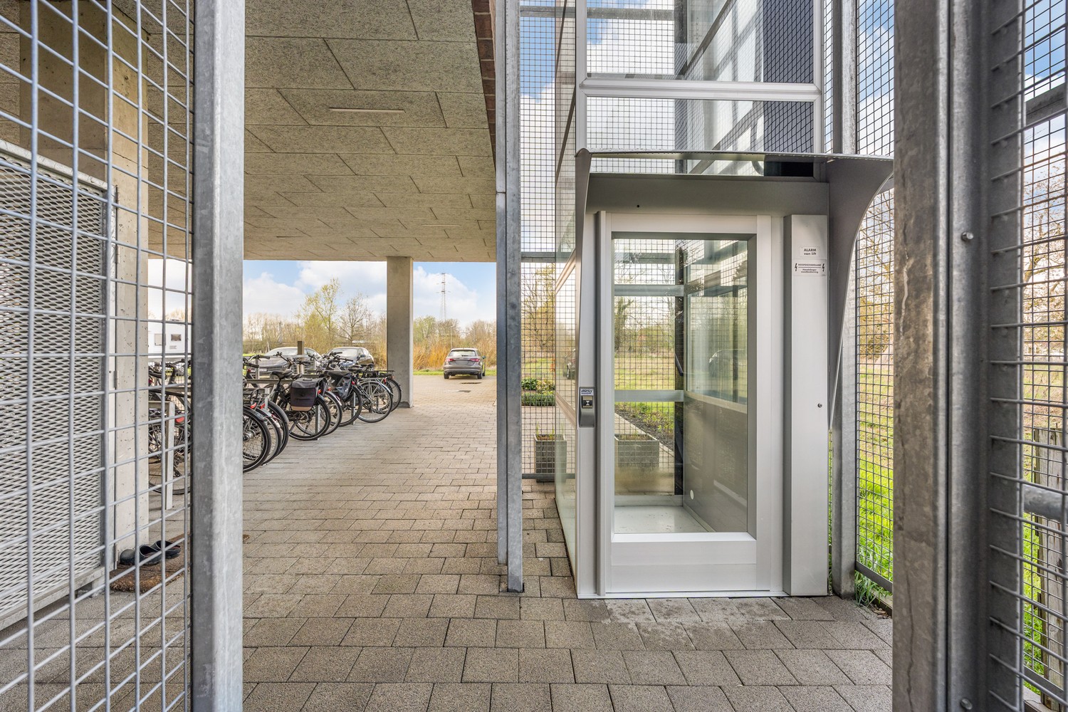 Instapklaar en rustig gelegen duplexappartement van 135m2 te 3012 Leuven (Wilsele) ! - foto 2