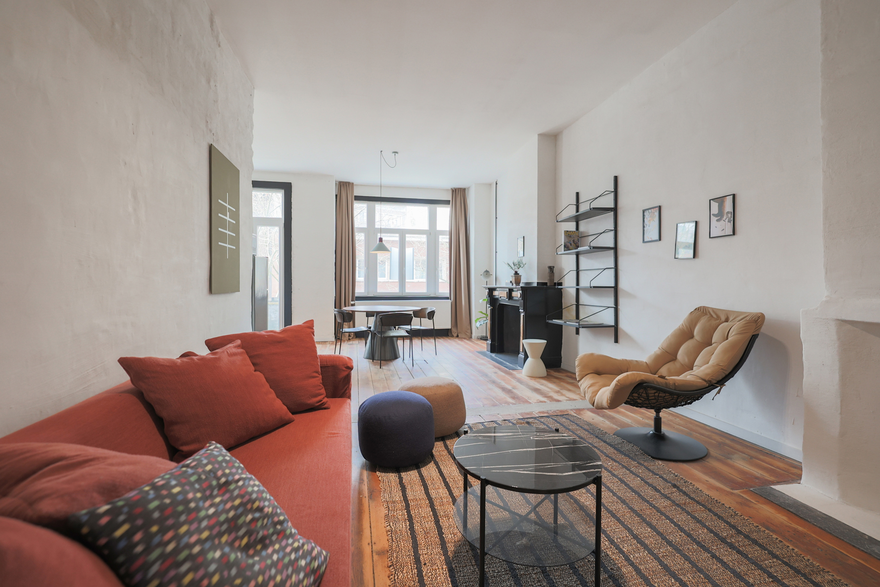 1 slaapkamerappartement met ensuite badkamer - foto 4