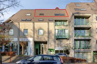 Op wandelafstand van Gasthuisberg, het historische centrum van Leuven en vlakbij alle belangrijke invalswegen, zijn wij verheugd deze lichtrijke...