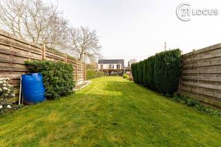 Welkom in deze charmante en lichtrijke woning gelegen in de geliefde Suikerdijkstraat 32. Deze eigendom combineert comfort, ruimte en...