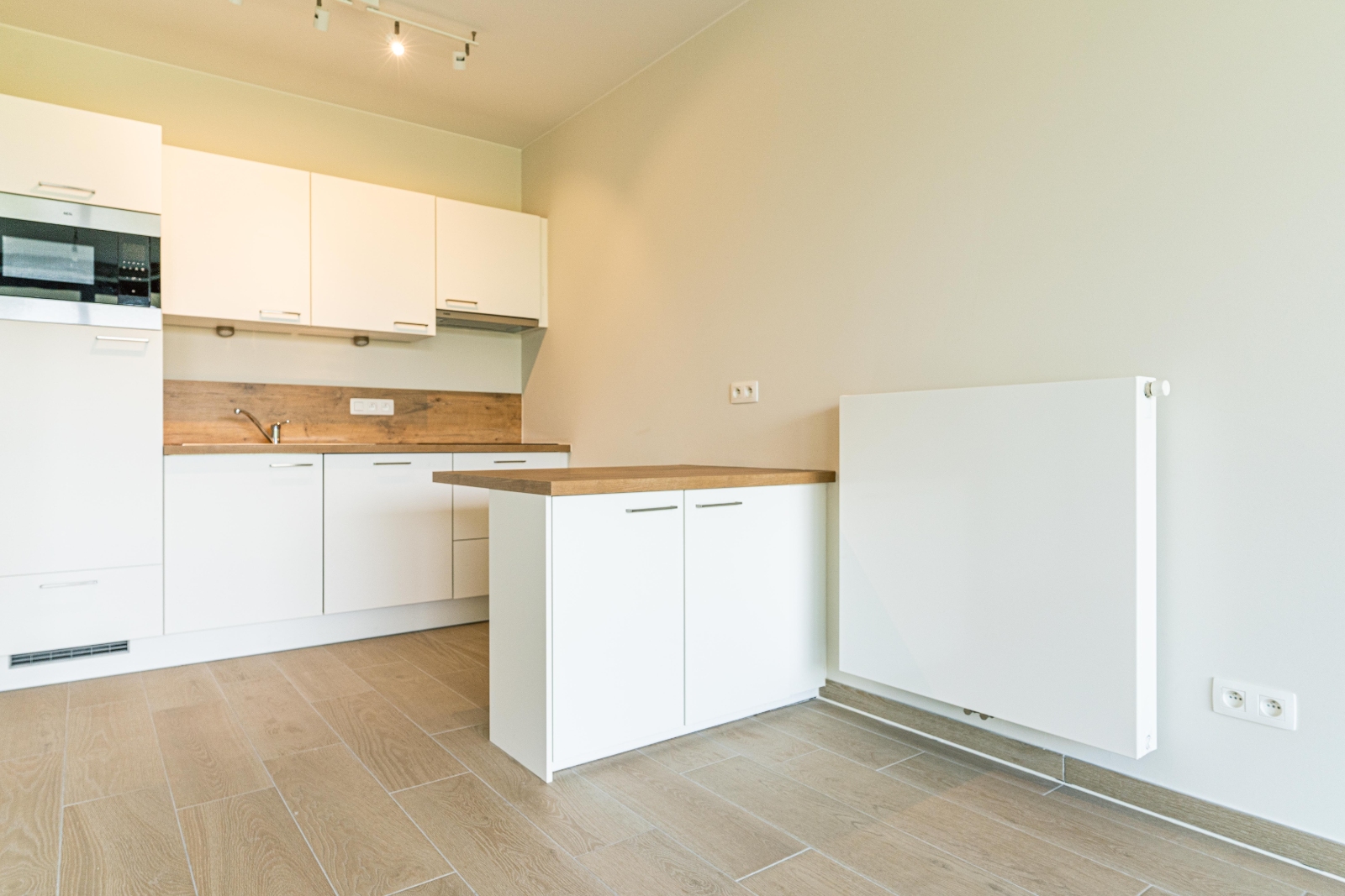 Assistentie appartement in de prachtige residentie te Bornem aan de watertoren - foto 3