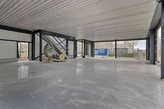 Nieuwbouw magazijn van ca. 144 m².Het project bestaat uit 7 bedrijfsruimtes, elk met een bureel in de centrale kantooromgeving, de oppervlaktes van...