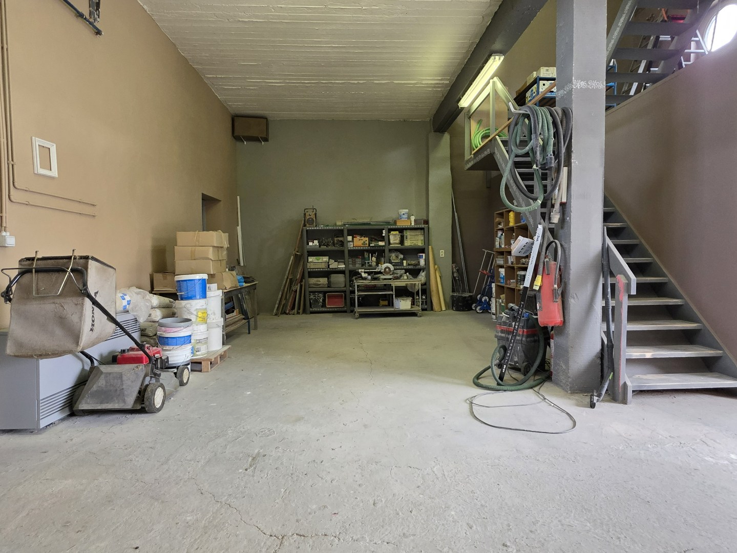 Vlot bereikbaar, veelzijdig atelier/magazijn in Beveren-Leie - geschikt voor diverse doeleinden! - foto 5