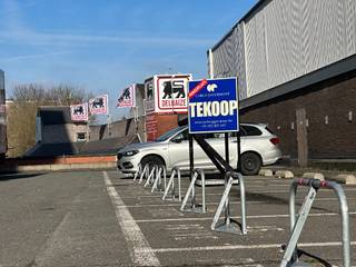 Staanplaatsen Jubileumlaan te koopHet betreft 4 volwaardige bovengrondse staanplaatsen te bereiken via oprit in de Jubileumlaan en zijsprong van de...