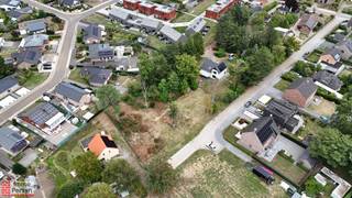 In Averbode vindt u deze prachtige bouwgrond, gelegen aan de Vorststraat in een gloednieuwe, doodlopende straat. Hier geniet u van rust, groen...
